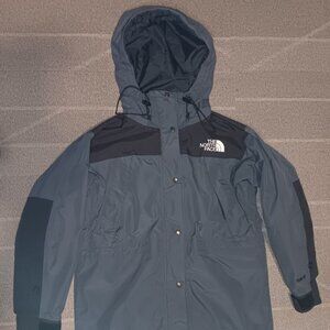The North Face Gore-Tex Jacket Womens Large Gray Full Zip